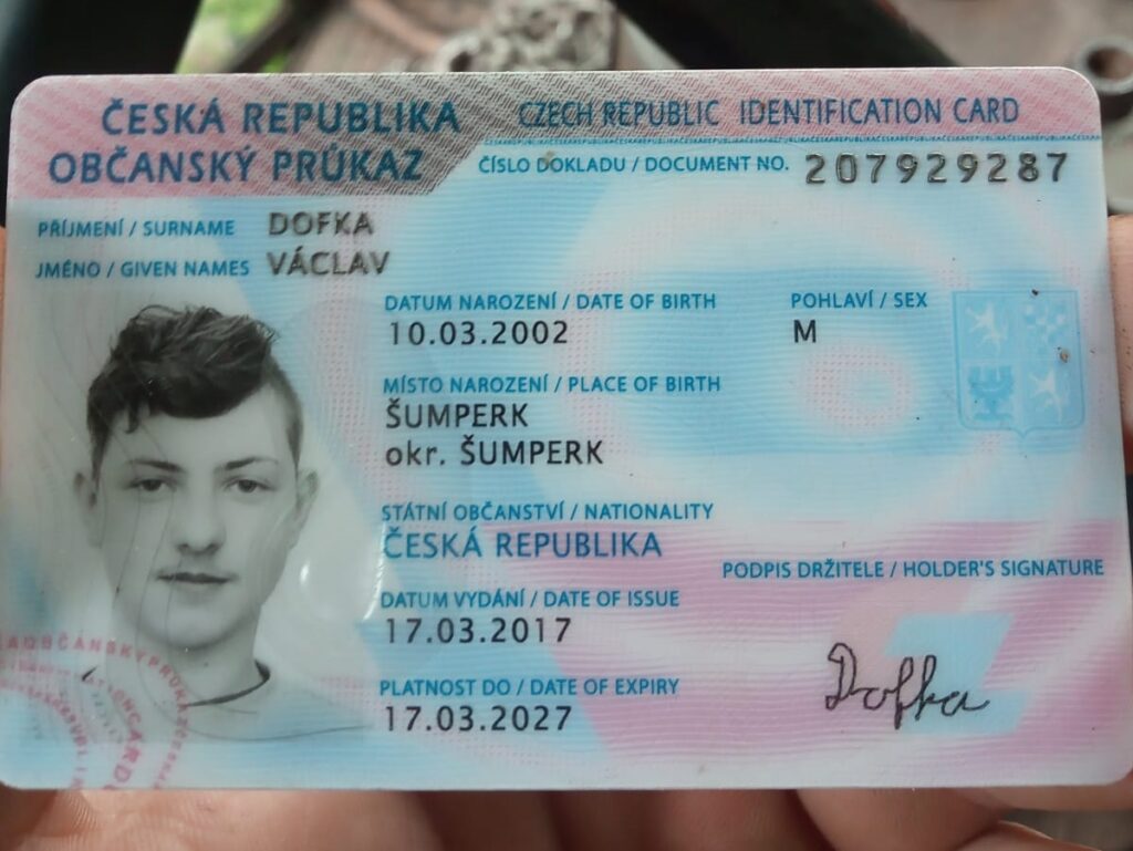 fake občanka 18 let